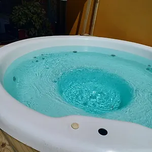 Casa De Ferias Familiar Com Linda Vista A 300m Da Meia De Casa de Férias